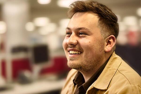 Customer Service Representative - 'Contact us'